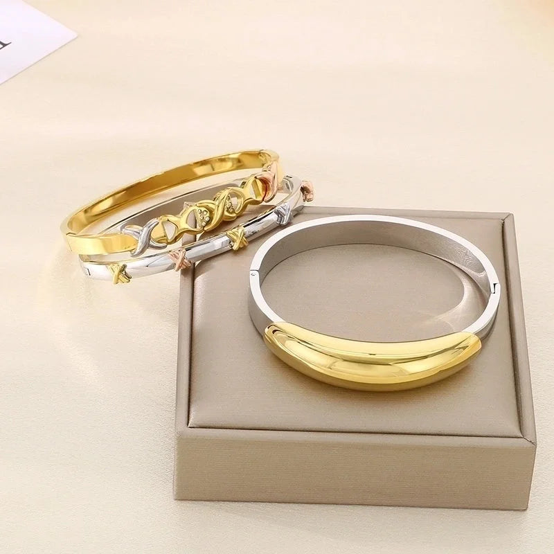 Vintage Style Geometric 304 Stainless Steel 18K Gold Plated Bangle In Bulk