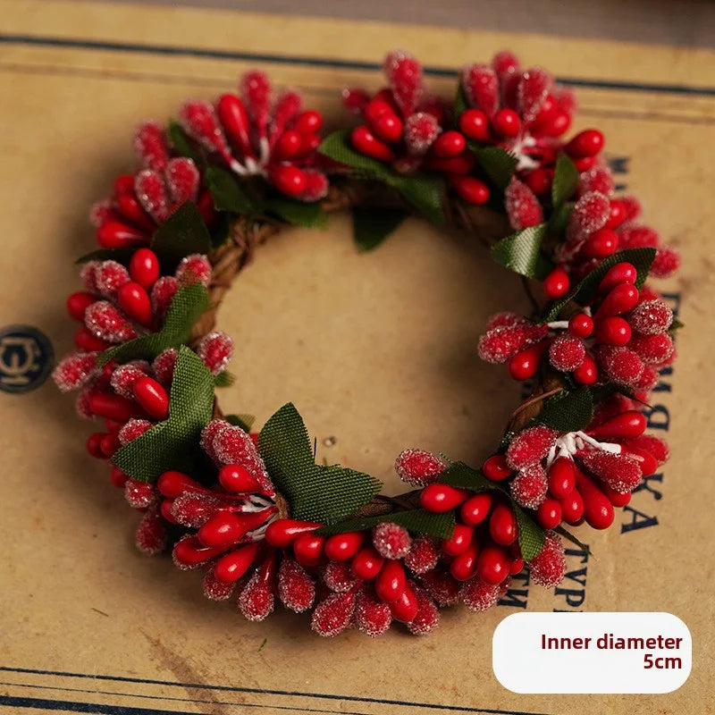 Christmas Gift Small Wreath Candle Holder Tabletop Decoration Peaceful Night Candlelight Dinner Accessories Set