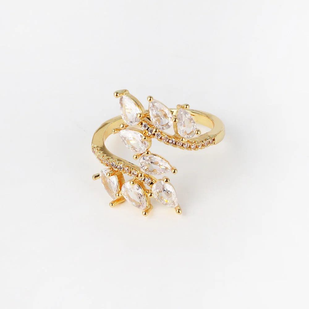 Moderate Luxury Women Fan-Shape Square Heart Circle Gold Plated Copper Rings