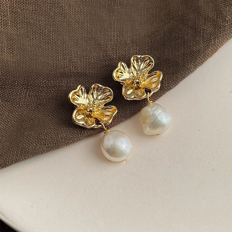 1 Pair Elegant Retro Geometric Freshwater Pearl Earrings
