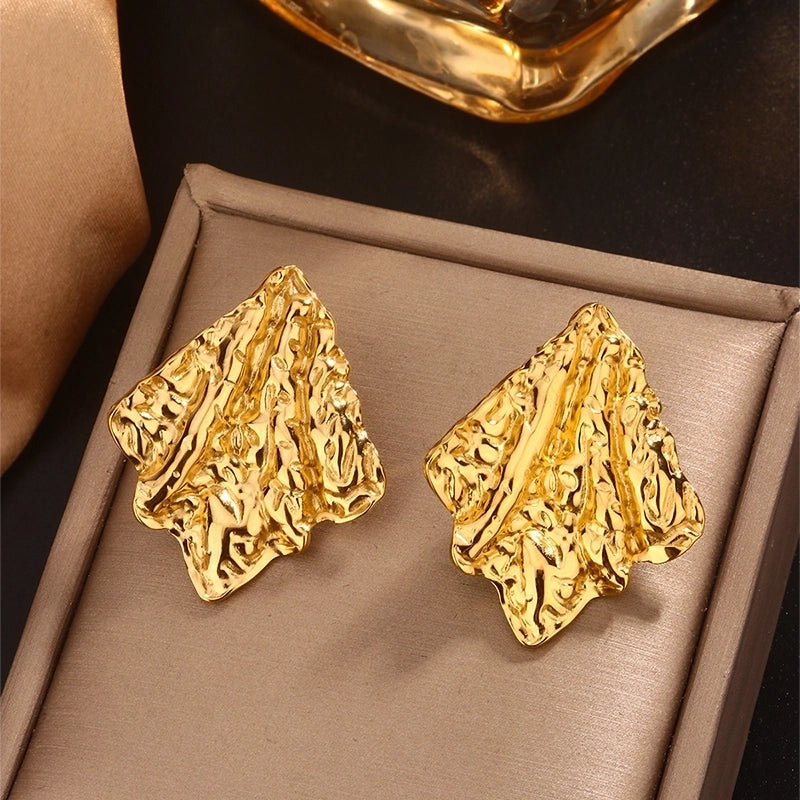 1 Pair IG Style Retro Maple Leaf Shell Lightning Plating Pleated 304 Stainless Steel 18K Gold Plated Ear Studs