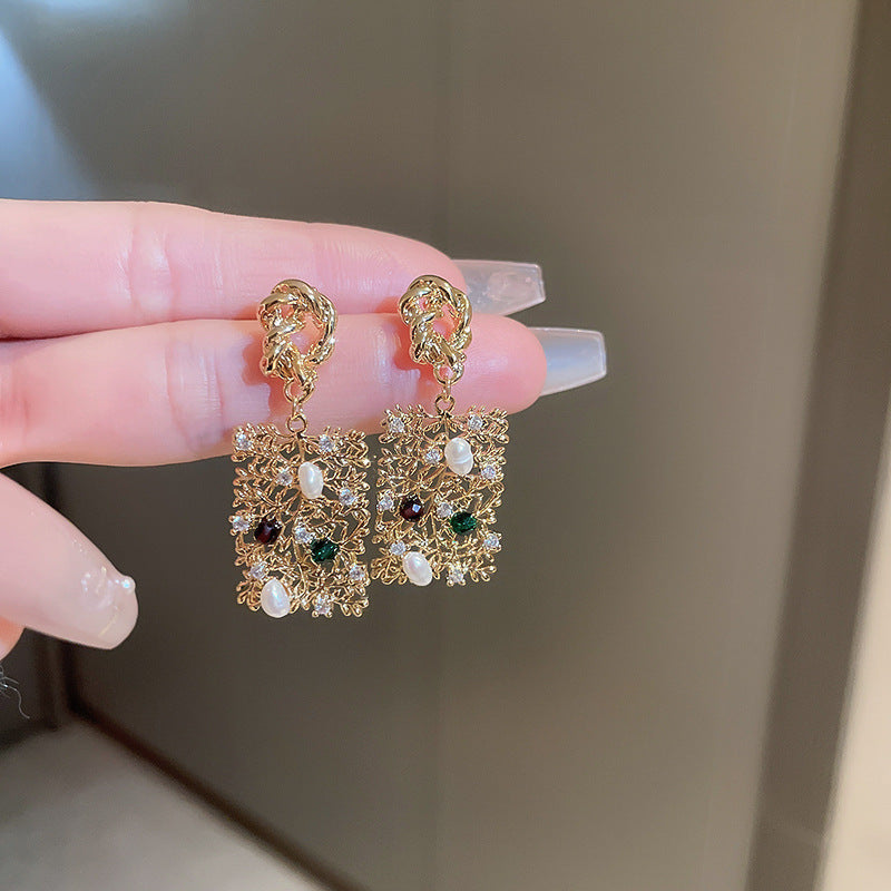 Baroque Droplet Droplet Flower Copper Electroplating Earrings