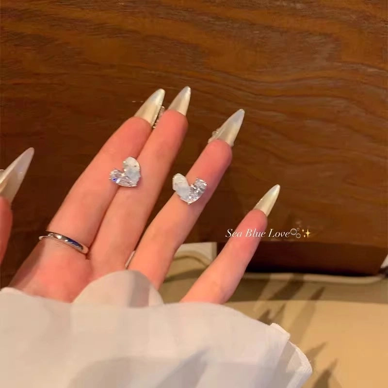 1 Pair Casual Minimalist Round Heart Shape Plating Inlay Copper Zircon Earrings