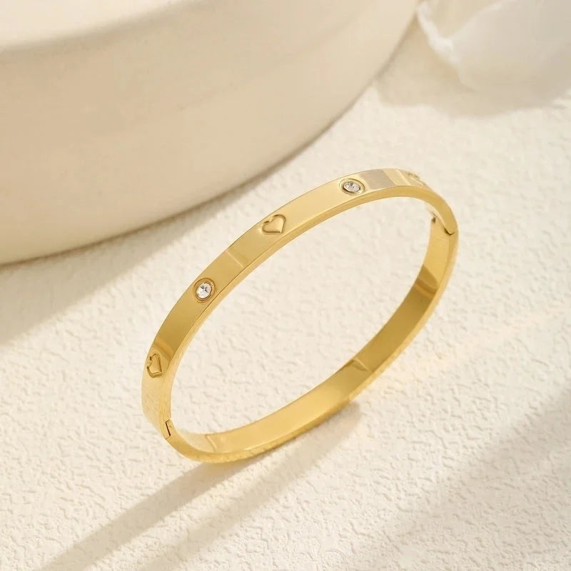 Casual Elegant Cross Heart Shape Flower Titanium Steel 18K Gold Plated Rhinestones Bangle In Bulk