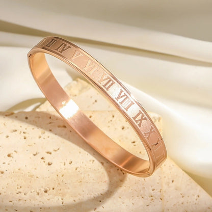 Casual Elegant Streetwear Roman Numeral Titanium Steel 18K Gold Plated Bangle In Bulk