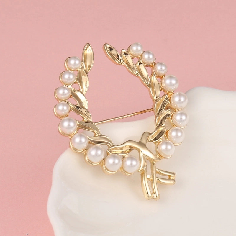 Elegant Pin Bicycle Flower Snowflake Imitation Pearl Alloy Inlay Rhinestones Women'S Brooches