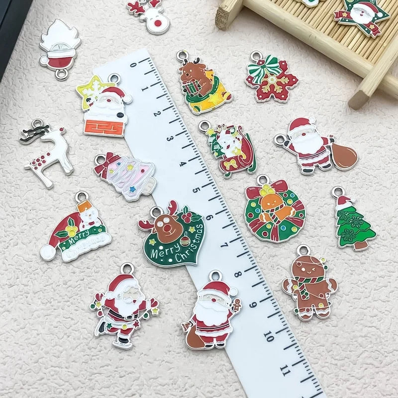 1 Piece 20 PCS/Package 17x14mm 23x18mm 23x23mm Alloy Christmas Tree Santa Claus Gingerbread Pendant Jewelry Accessories