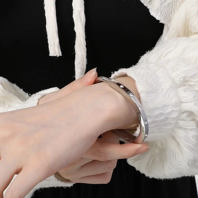 5 Pieces Minimalist Solid Color 304 Stainless Steel 18K Gold Plated Bangle In Bulk