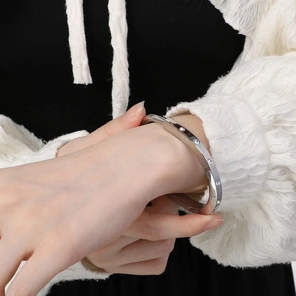 5 Pieces Minimalist Solid Color 304 Stainless Steel 18K Gold Plated Bangle In Bulk