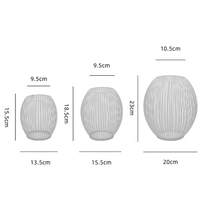 Christmas Retro Minimalist Solid Color Iron Candlestick