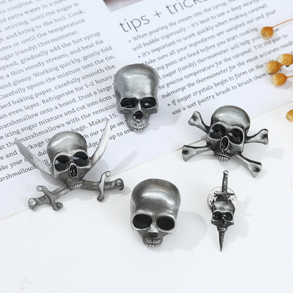 Funny Pin Skull Alloy Unisex Brooches 1 Piece