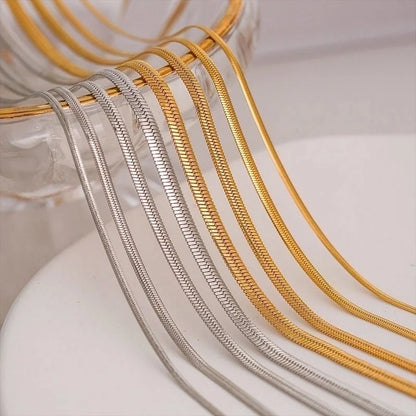 Minimalist Classic Style Solid Color 304 Stainless Steel 18K Gold Plated Plating Necklace