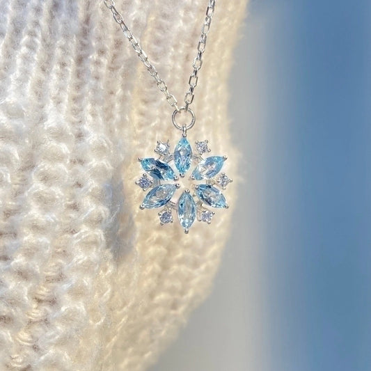 Copper Inlay Snowflake Zircon Pendant Necklace