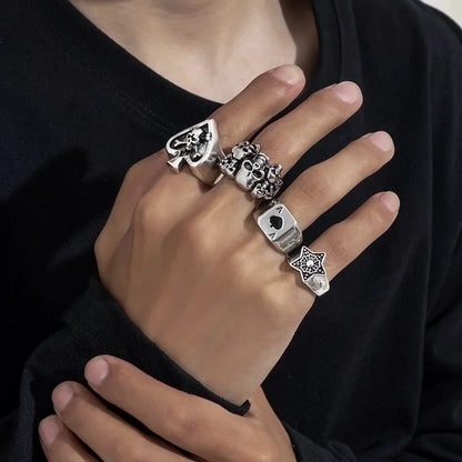 Retro Geometric Poker Skull Alloy Plating Halloween Men'S Rings