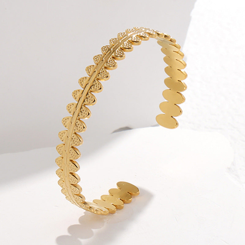 2 Pieces Expressive Stripe Stainless Steel Electroplating Bangles