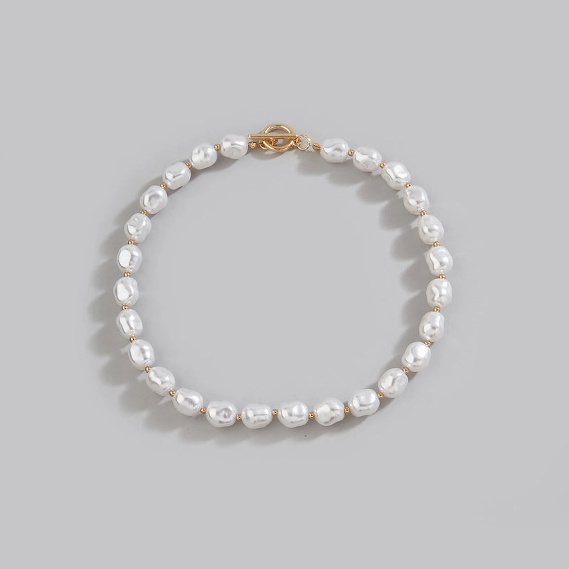 Minimalist Round Imitation Pearl Choker