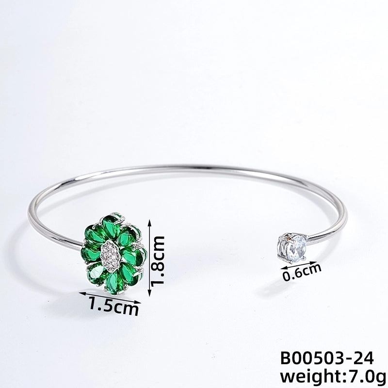 304 Stainless Steel Copper Casual Minimalist Classic Style Geometric Heart Shape Flower Zircon Bangle