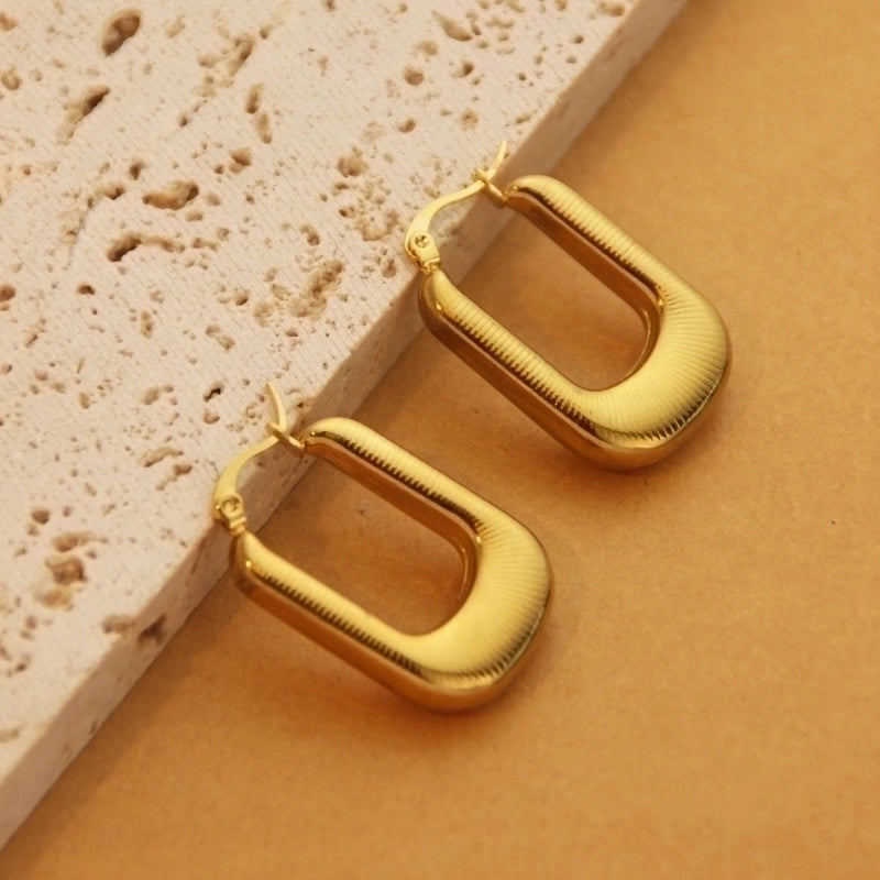 1 Pair Retro Minimalist C Shape U Shape Solid Color Plating Titanium Steel 18k Gold Plated Earrings