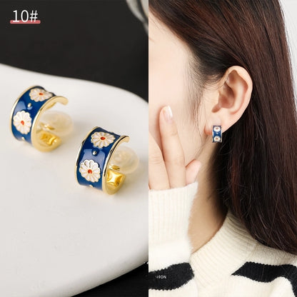 Mosquito Incense Plate Ear Clip Women's Ear Holes Exquisite Pearl Earrings Advanced Hong Kong Style Retro Niche Light Luxury Earrings