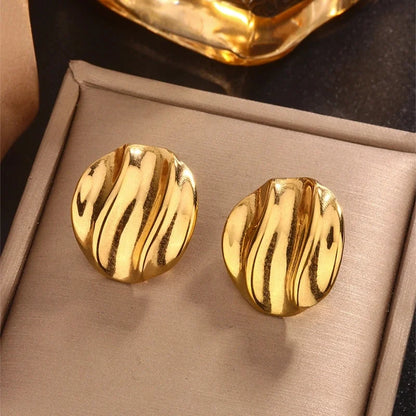 1 Pair IG Style Retro Maple Leaf Shell Lightning Plating Pleated 304 Stainless Steel 18K Gold Plated Ear Studs