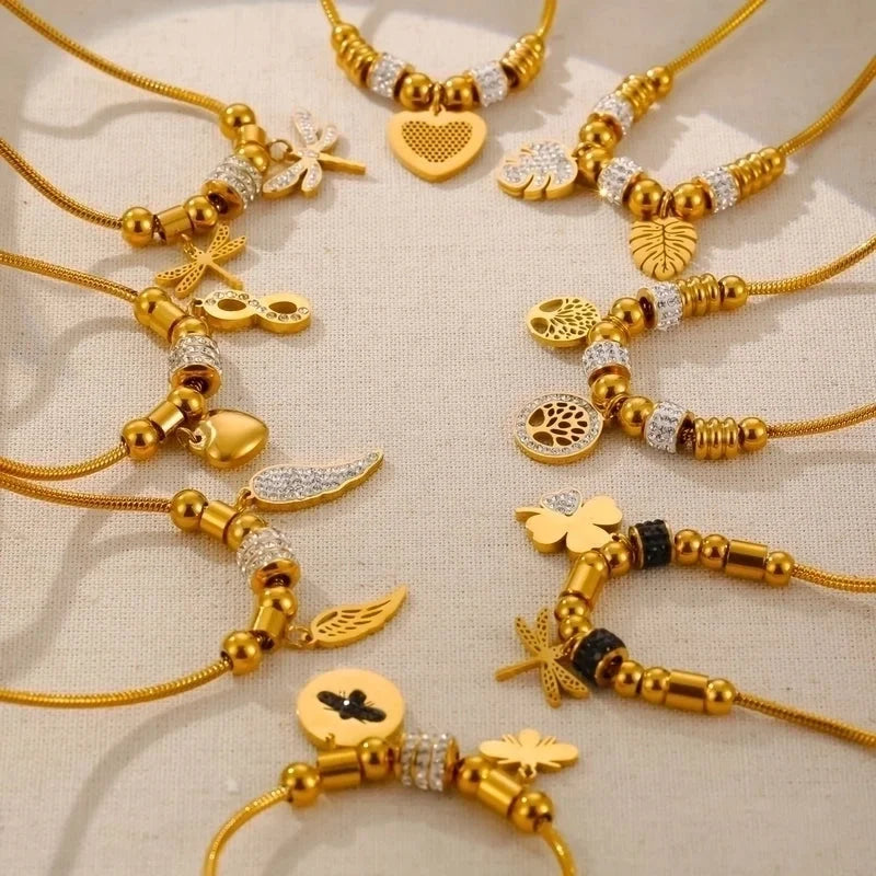 Retro Minimalist British Style Round Heart Shape Life Tree 304 Stainless Steel 18K Gold Plated Rhinestones Bracelets In Bulk