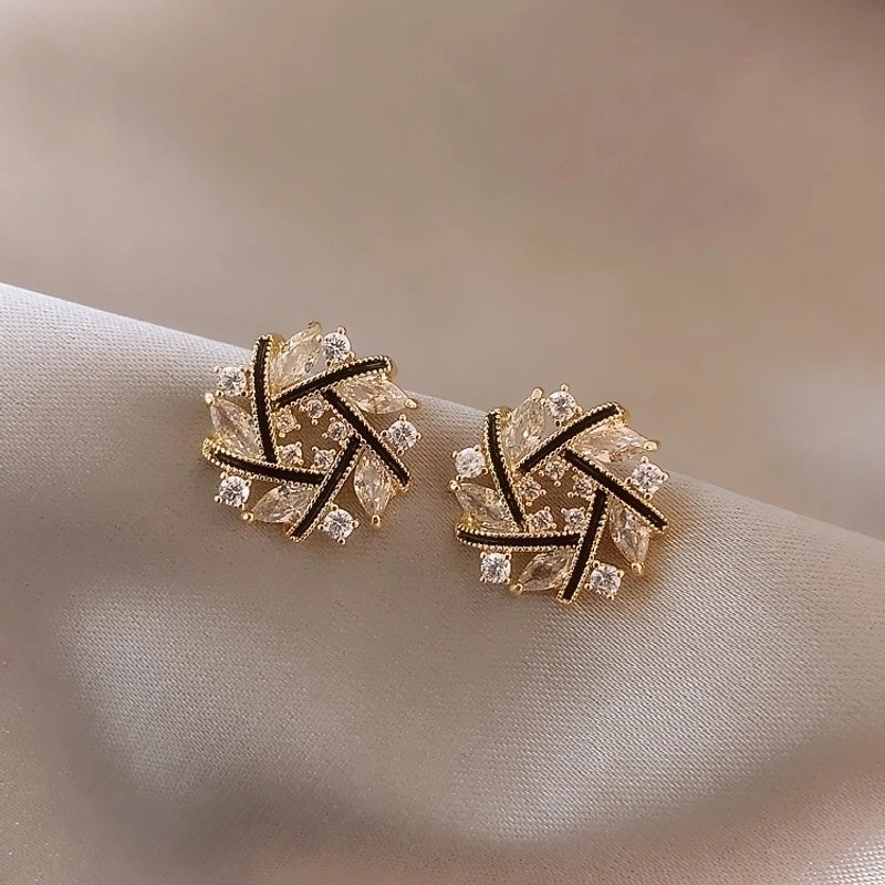 10 Pieces Minimalist Heart Shape Flower Bow Knot Imitation Pearl Alloy Rhinestone Irregular Women\'S Earrings 1 Pair