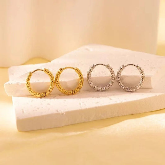 1 Pair Retro Solid Color Titanium Steel Earrings