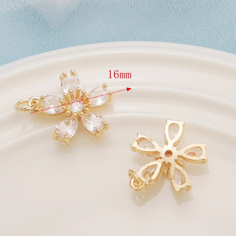 1 Piece Alloy Heart Shape Flower Pendant