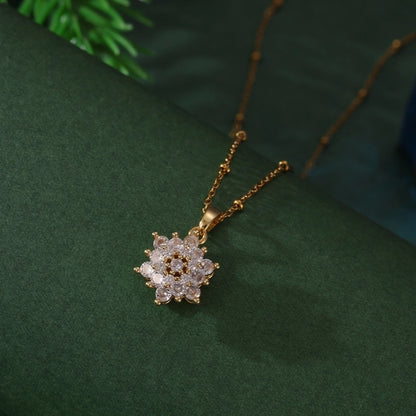 Elegant Sweet Christmas Tree Snowflake 201 Stainless Steel Zircon Pendant Necklace