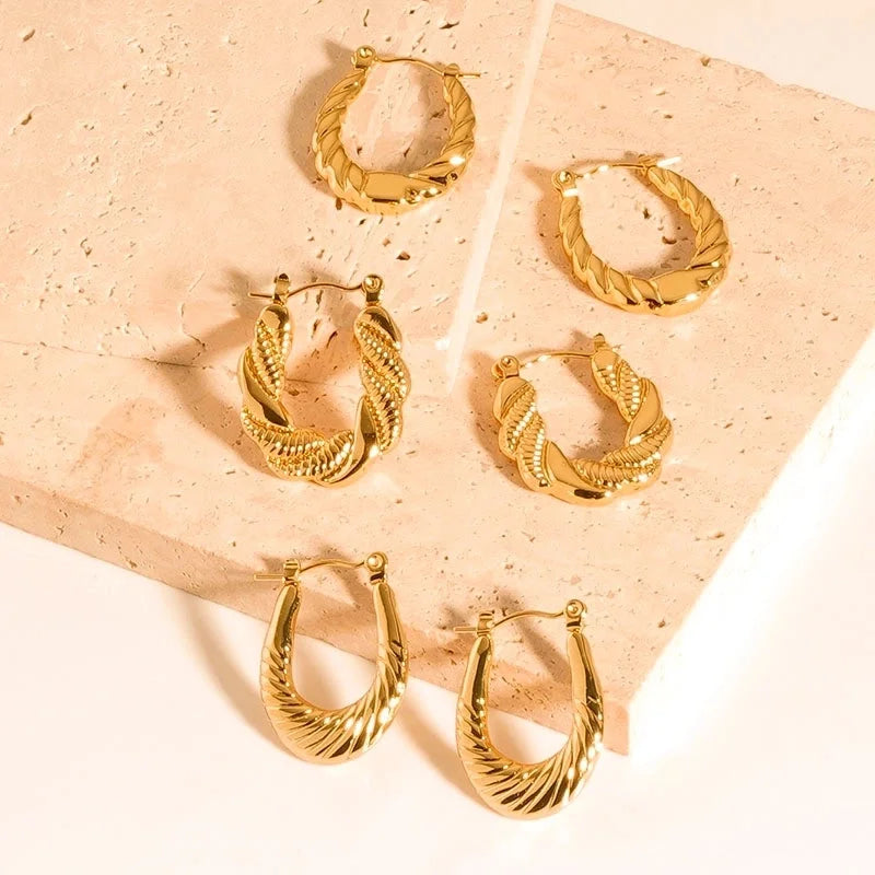 1 Pair Casual Modern Style Classic Style U Shape Geometric 304 Stainless Steel Titanium Steel 18K Gold Plated Earrings