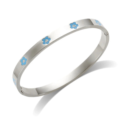 Elegant Heart Shape Flower Titanium Steel Bangle In Bulk