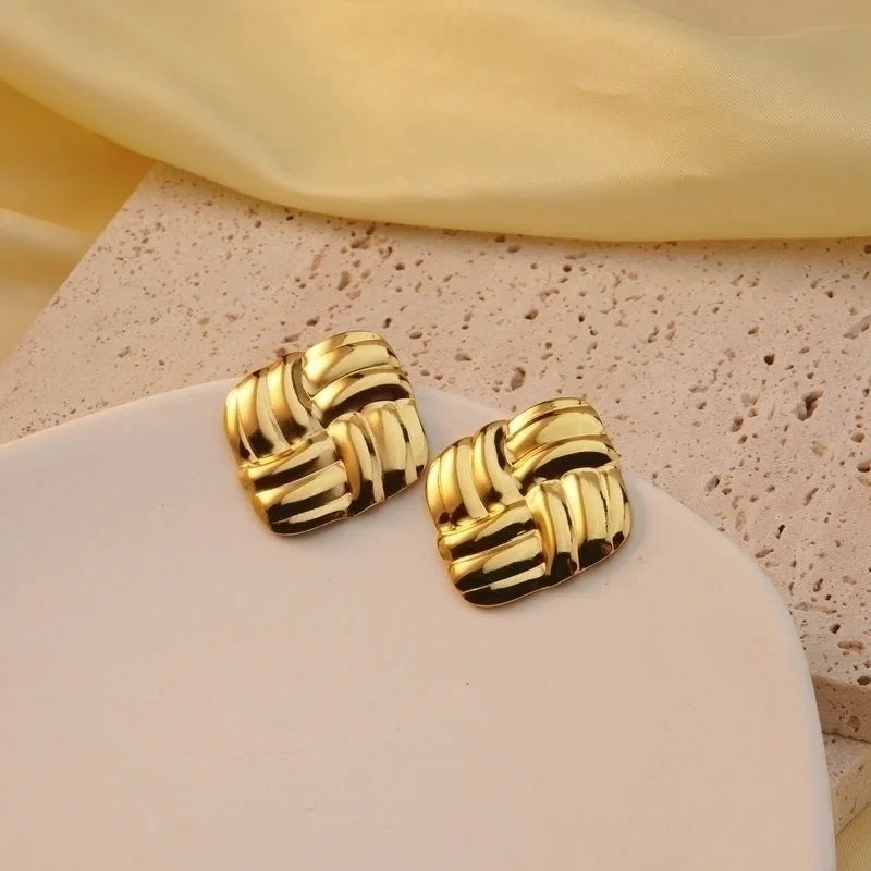 1 Pair Modern Style Geometric Flower Stamping 304 Stainless Steel Imitation Gold Drop Earrings Ear Studs