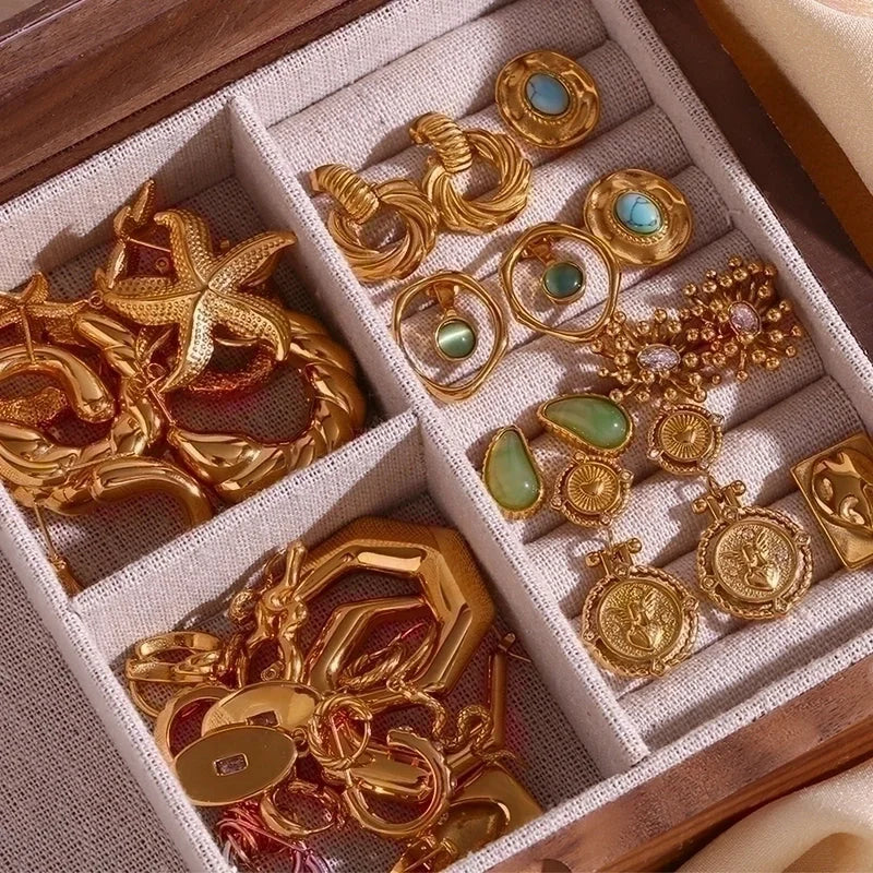 1 Pair Vintage Style Minimalist Classic Style Geometric Snake Plating Inlay 304 Stainless Steel Rhinestones 18K Gold Plated Earrings