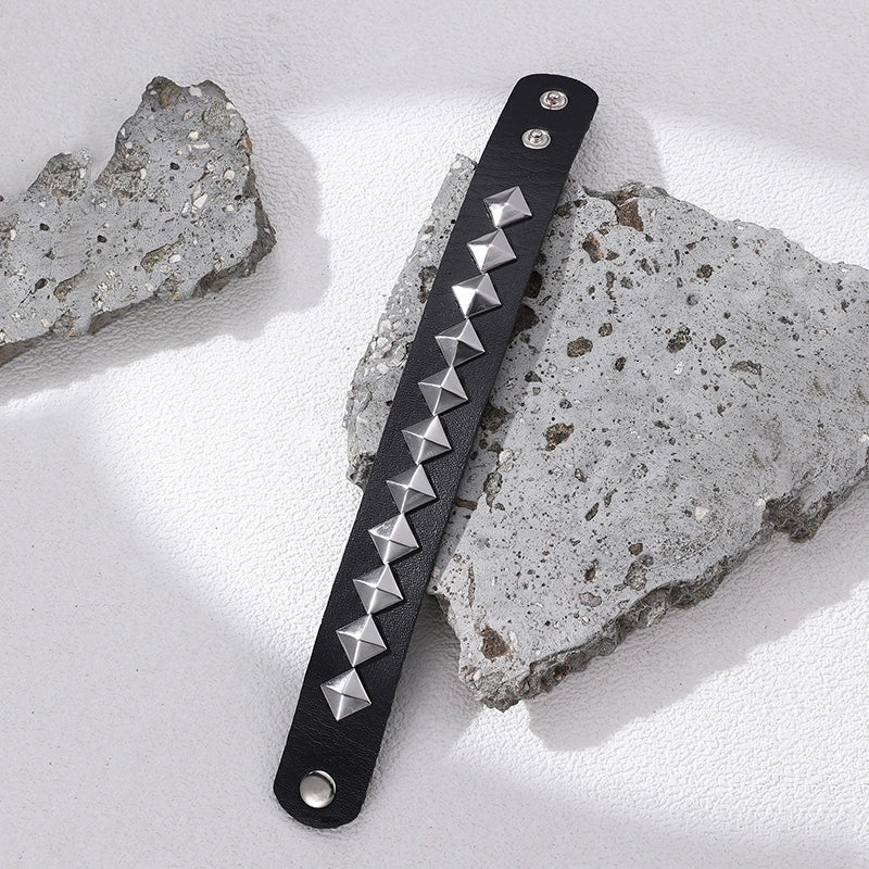 Casual Punk Cool Style Leaf Skull Pu Leather Alloy Halloween Men's Bracelets