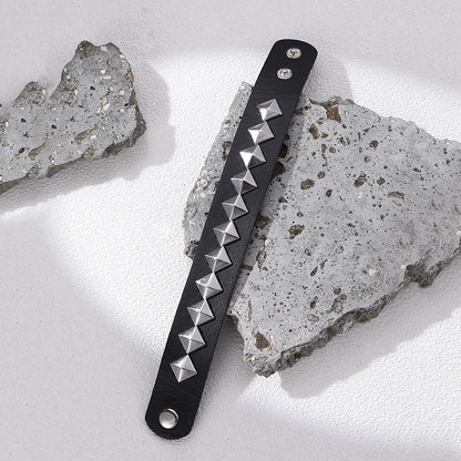 Casual Punk Cool Style Leaf Skull Pu Leather Alloy Halloween Men's Bracelets