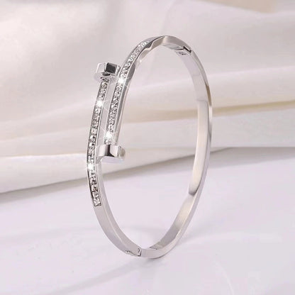 Minimalist Classic Style Solid Color Titanium Steel 18K Gold Plated Zircon Bangle In Bulk
