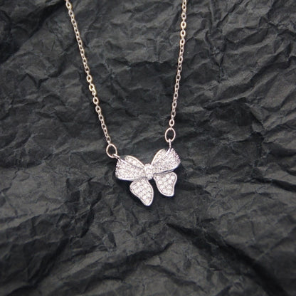 10 Pieces Casual Elegant Basic Moon Heart Shape Bow Knot Titanium Steel Copper Zircon Plating Inlay Pendant Necklace