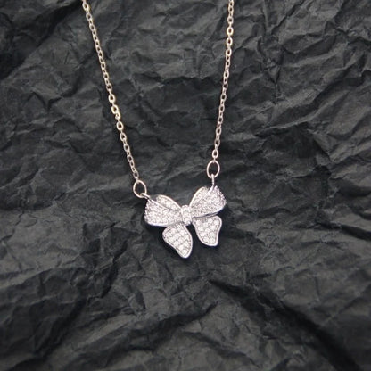 10 Pieces Casual Elegant Basic Moon Heart Shape Bow Knot Titanium Steel Copper Zircon Plating Inlay Pendant Necklace