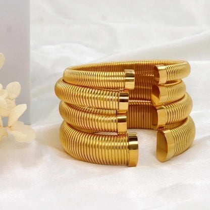 Minimalist Classic Style Solid Color 304 Stainless Steel 18K Gold Plated Bangle In Bulk