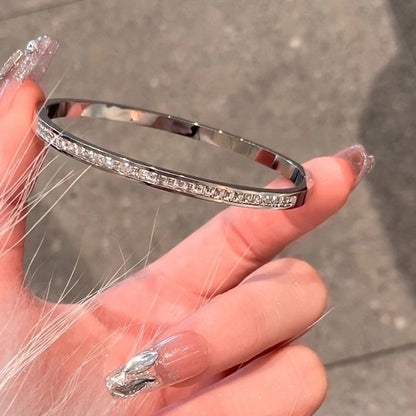 Titanium Steel Elegant Minimalist Round Plating Inlay Zircon Bangle