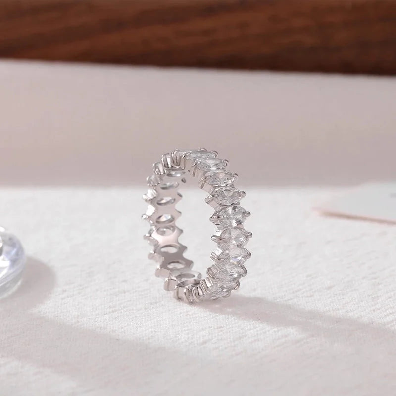 Luxurious Commute Shiny Geometric 304 Stainless Steel Zircon White Gold Plated Gold Plated Hollow Out Inlay Stainless Steel Rings