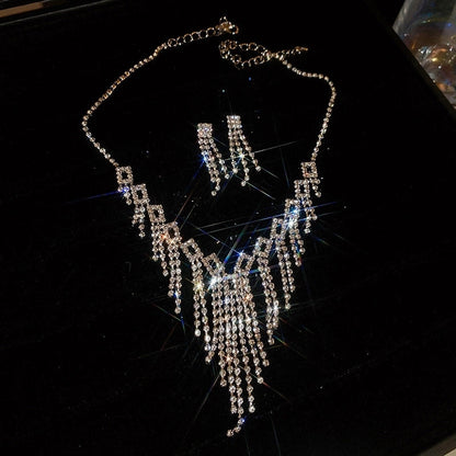 Explosions Zircon Diamond Geometric Necklace Earrings Suit Light Luxury Clavicle Chain High Sense Temperament Jewelry