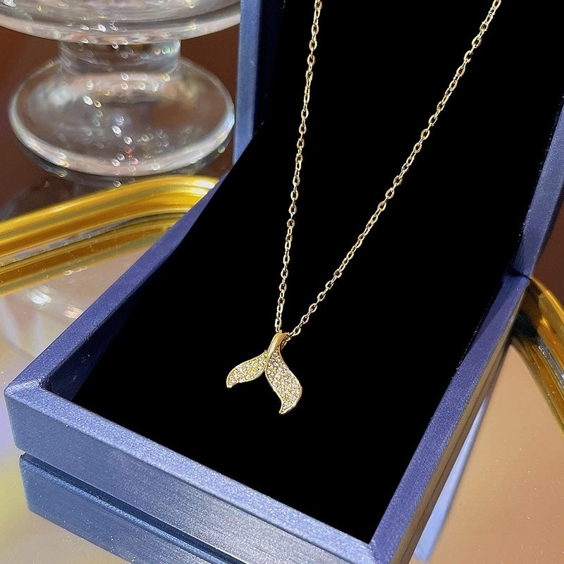 Elegant Classic Style Geometric Moon Bow Knot Titanium Steel Zircon Pendant Necklace