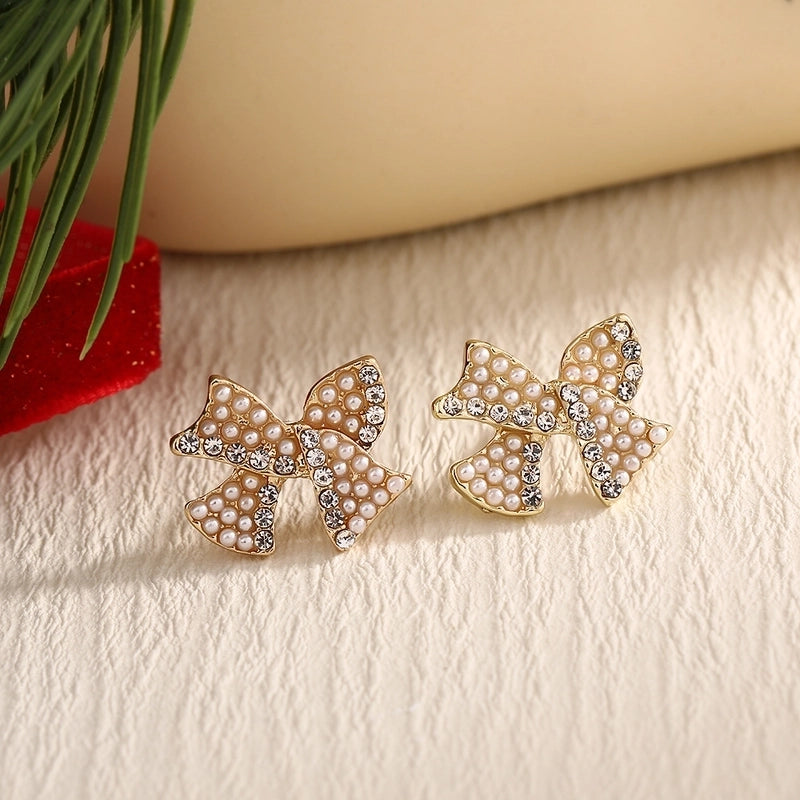1 Pair IG Style Nordic Style Cute Christmas Tree Heart Shape Snowflake Plating Alloy Ear Studs