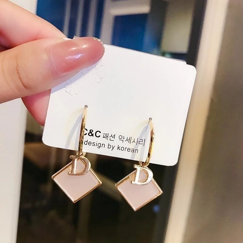 1 Pair Fashion Flower Butterfly Bow Knot Inlay Alloy Artificial Pearls Rhinestones Shell Earrings