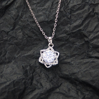 10 Pieces Casual Elegant Basic Moon Heart Shape Bow Knot Titanium Steel Copper Zircon Plating Inlay Pendant Necklace