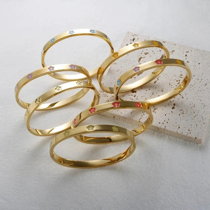 Elegant Heart Shape Flower Titanium Steel Bangle In Bulk