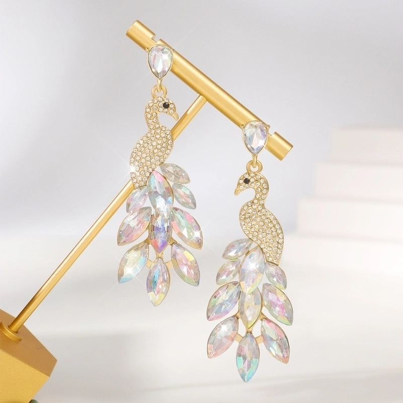 1 Pair Glam Luxurious Shiny Inlay Alloy Crystal 18K Gold Plated Drop Earrings