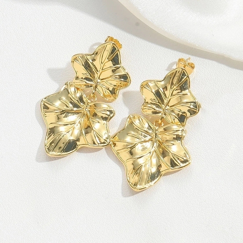 1 Pair Halloween Christmas Vintage Style Minimalist Commute Leaves Leaves Copper + Dripping Oil Copper 14K Gold Plated Earrings