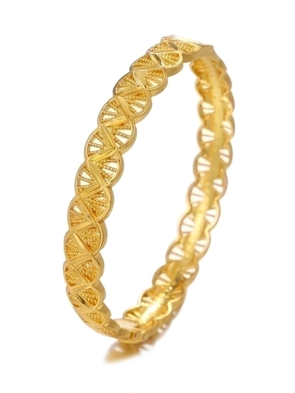 Minimalist Classic Style Solid Color Copper 18k Gold Plated Bangle In Bulk